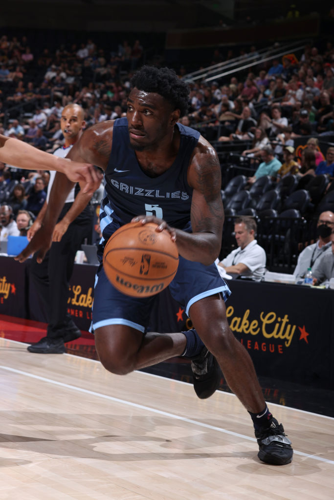 展现了强烈 展现了强烈