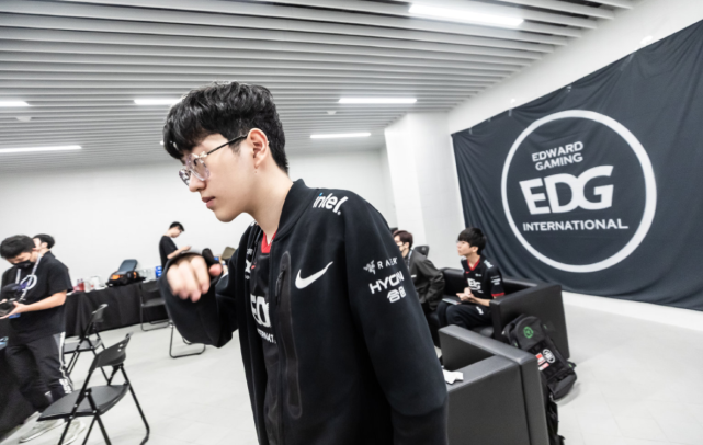 他们不仅有 他们不仅有