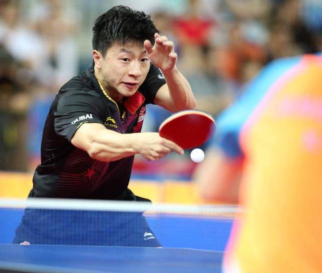 NBA常规赛：凯尔特人117-103逆转灰熊，豪取九连胜.