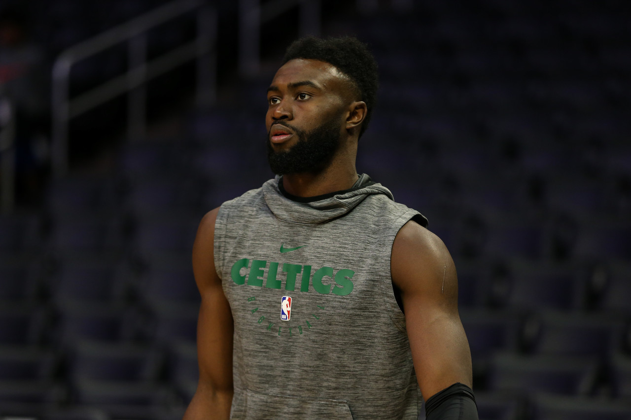 到三队并进 到三队并进